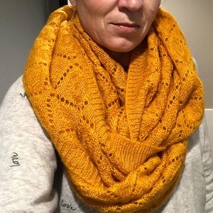 H&M infinity scarf mustard yellow
